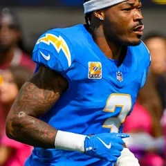 Derwin James height profile photo