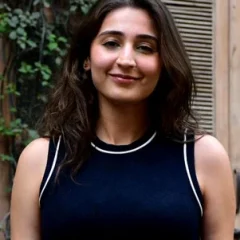 Dhvani Bhanushali height profile photo