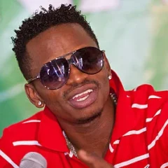 Diamond Platnumz height profile photo