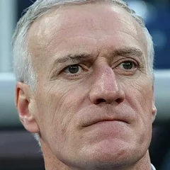 Didier Deschamps height profile photo