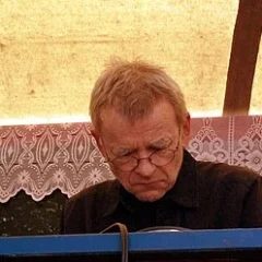 Dieter Moebius height profile photo