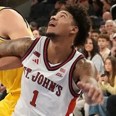 Dillon Mitchell (basketball) height profile photo
