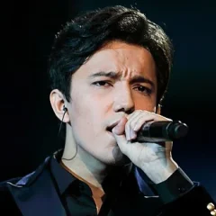 Dimash Qudaibergen height profile photo