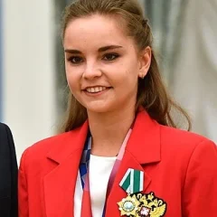 Dina Averina height profile photo