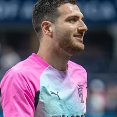 Diogo Dalot height profile photo