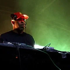 DJ Spoony height profile photo