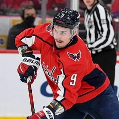 Dmitry Orlov (ice hockey) height profile photo
