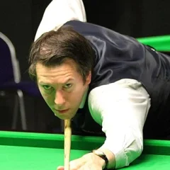 Dominic Dale height profile photo
