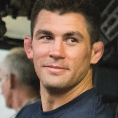 Dominick Cruz height profile photo
