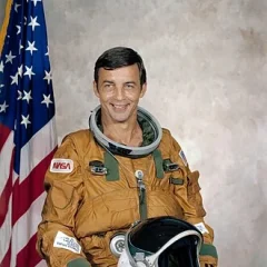 Donald H. Peterson height profile photo
