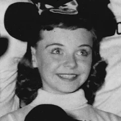 Doreen Tracey height profile photo
