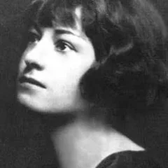 Dorothy Parker height profile photo