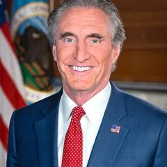 Doug Burgum height profile photo