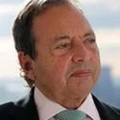 Douglas Durst height profile photo