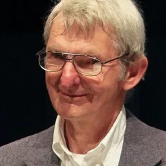 Douglas McIlroy height profile photo