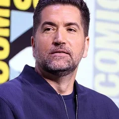Drew Goddard height profile photo