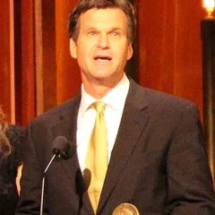 Drew Griffin height profile photo