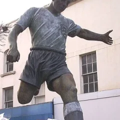 Duncan Edwards height profile photo