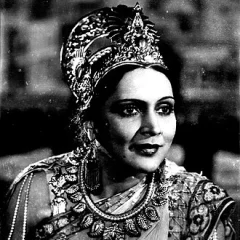 Durga Khote height profile photo