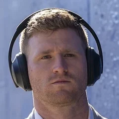 Dustin Hopkins height profile photo