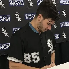 Dylan Cease height profile photo