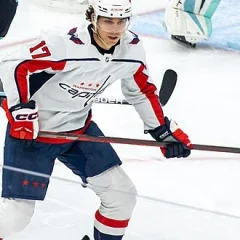 Dylan Strome height profile photo