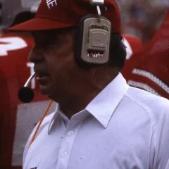 Earle Bruce height profile photo