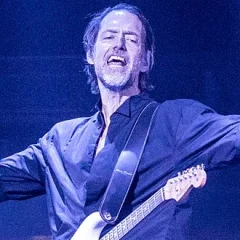 Ed O'Brien height profile photo