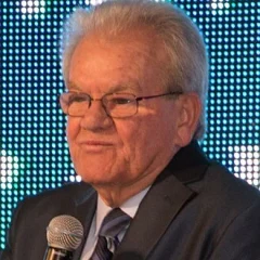 Eddie McCreadie height profile photo