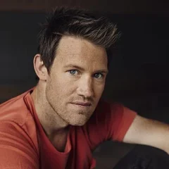 Eddie Perfect height profile photo