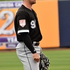Eddy Alvarez height profile photo