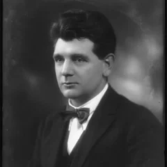 Edgar Lansbury (politician) height profile photo