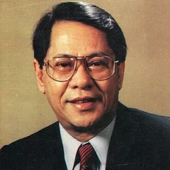 Edgardo Angara height profile photo