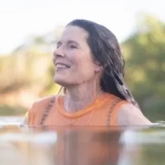 Edie Brickell height profile photo