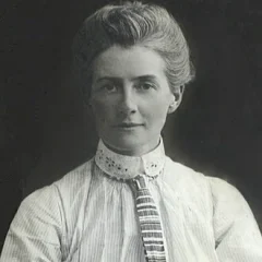Edith Cavell height profile photo