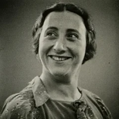 Edith Frank height profile photo
