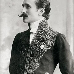 Edmond Rostand height profile photo