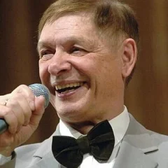 Eduard Khil height profile photo