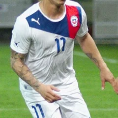 Eduardo Vargas height profile photo