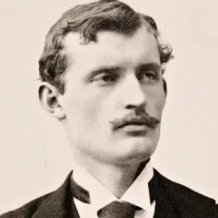 Edvard Munch height profile photo