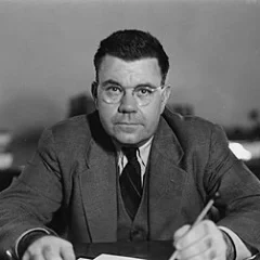 Edward Condon height profile photo