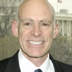 Edward Lazear height profile photo