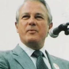 Edwin Edwards height profile photo