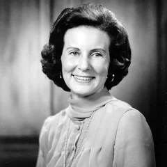 Elaine Edwards height profile photo