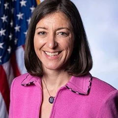 Elaine Luria height profile photo