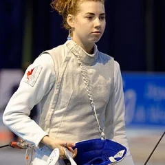 Eleanor Harvey height profile photo