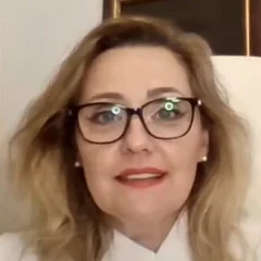 Elena Lasconi height profile photo