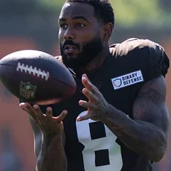 Elijah Moore height profile photo
