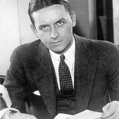 Eliot Ness height profile photo