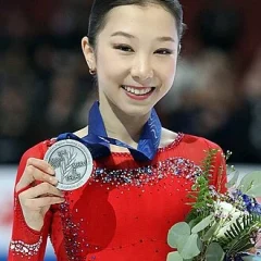 Elizabet Tursynbaeva height profile photo